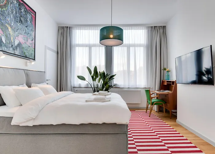 Europea Newton Boutique Residences 3*