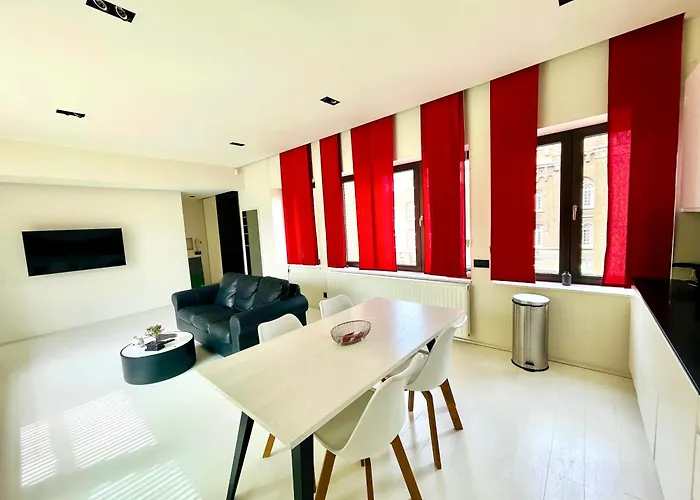 Elegant Quiet And Bright Апартаменты Брюссель