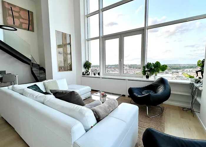 Luxury Skyline Penthouse In 220 M2 Of Elegance B&B 4*