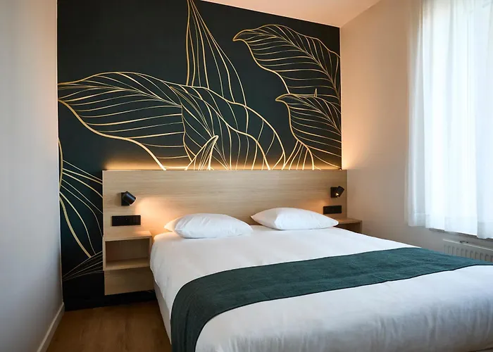 Georges Henri * ブリュッセル