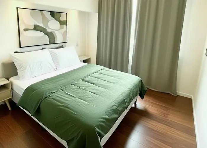 At Universite Libre De Bruxelles