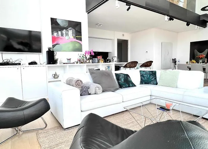 Luxury Skyline Penthouse In 220 M2 Of Elegance 브뤼셀