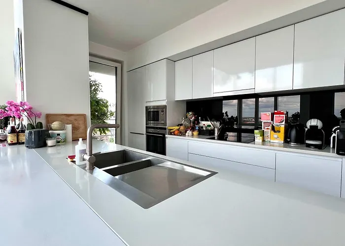 Skyline Penthouse 220 M2 Of Refined Elegance Βρυξέλλες