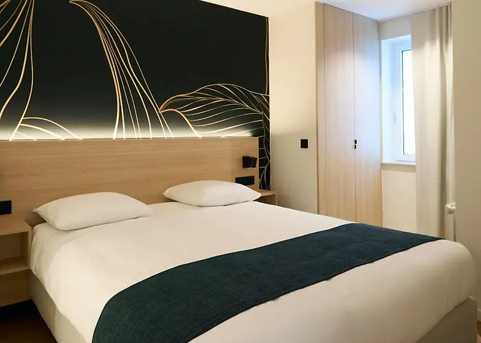 Georges Henri ブリュッセル