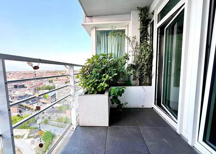 Luxury Skyline Penthouse In 220 M2 Of Elegance 4*