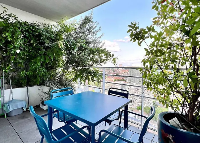 Luxury Skyline Penthouse In 220 M2 Of Elegance