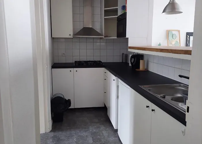 Typical Flat Grand Place بروكسل