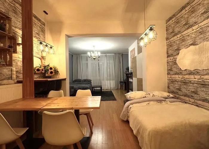 The Cozy Louise Nest *