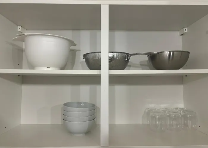 Apartment Modern 1br And Sofa Bed Near Airport *