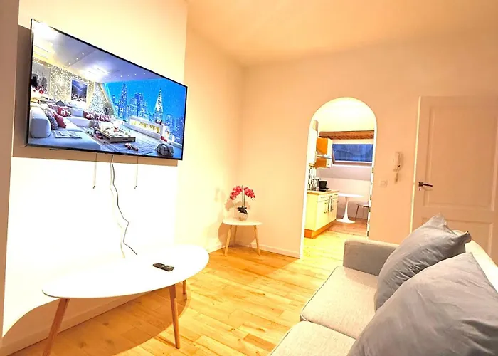 Eu District Loft Bruksela