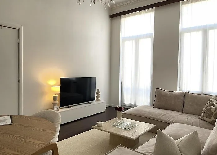 Beautiful With Jacuzzi Appartement *