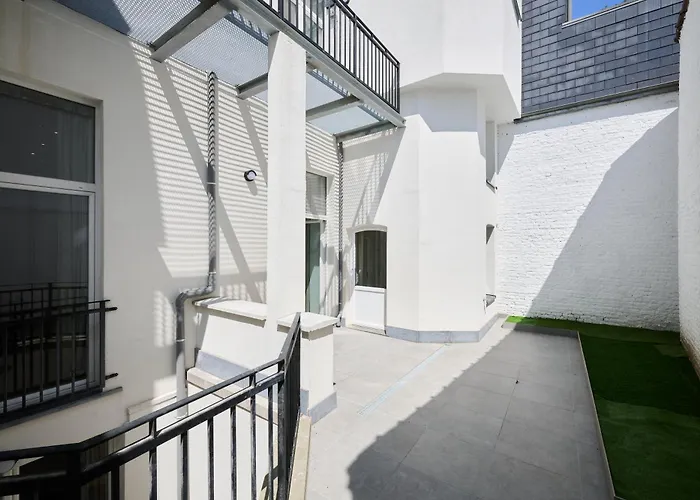 Apartment Toison D'or & Saunna 2 *