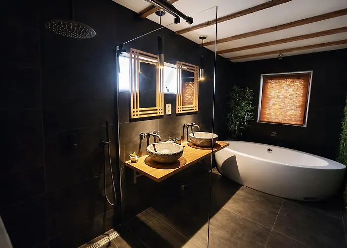 Beautiful Duplex In The Center Of アパート ブリュッセル