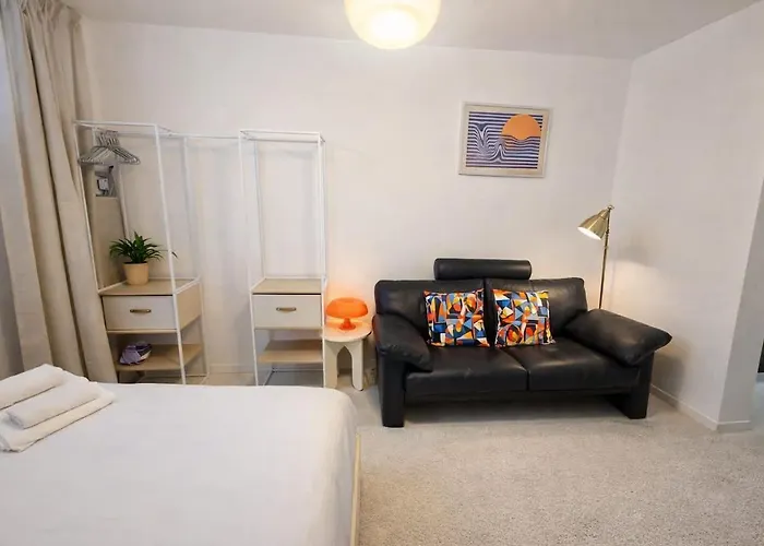 Modern Laeken Apartment *