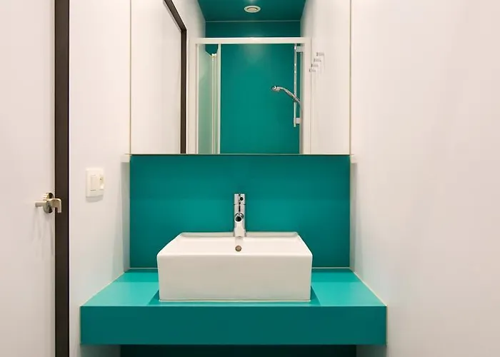 Hostel Sleep Well Youth *