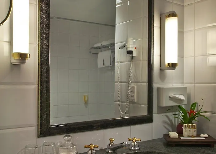 Nh Carrefour De L'europe