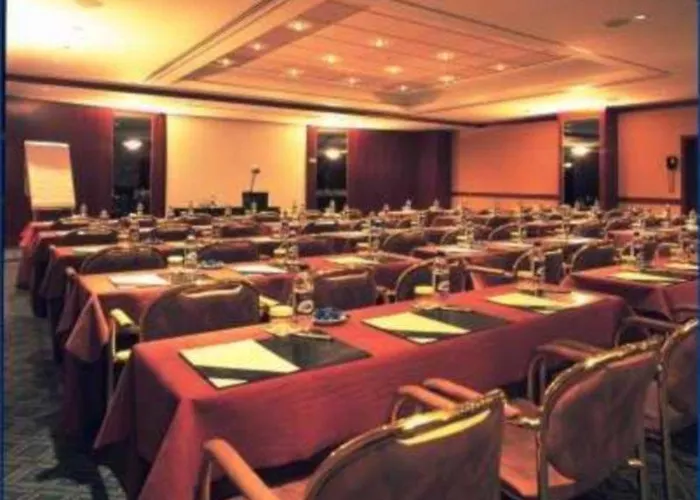 Otel Nh Carrefour De L'europe Brüksel