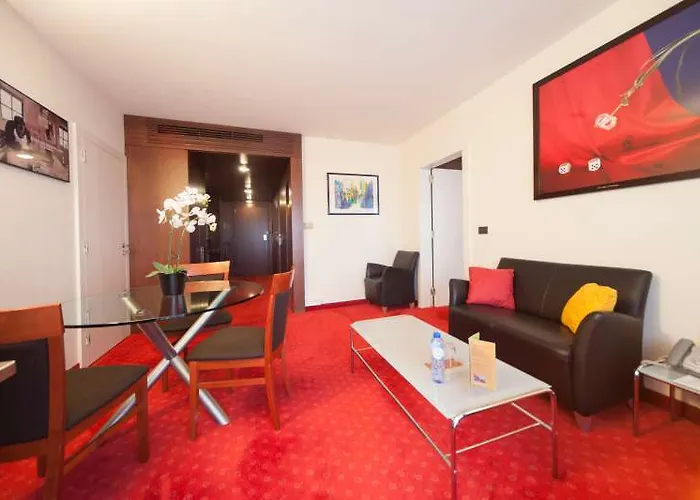 Nh Eu Berlaymont Hotel 4*