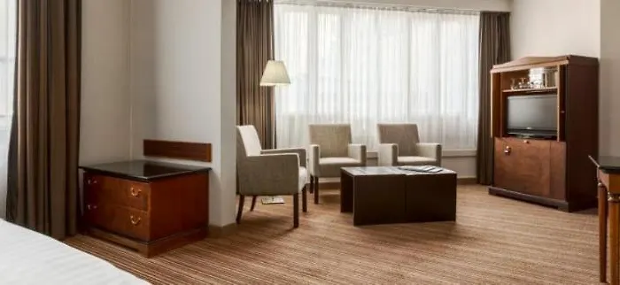 Nh Carrefour De L'europe 4*