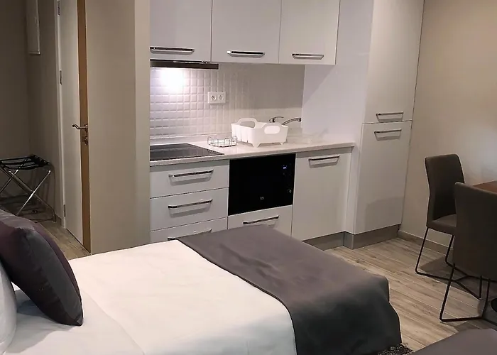 Flat Midi 33 3* Bruxelles