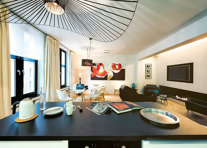 Charles - Grand Place 4* Bruxelas