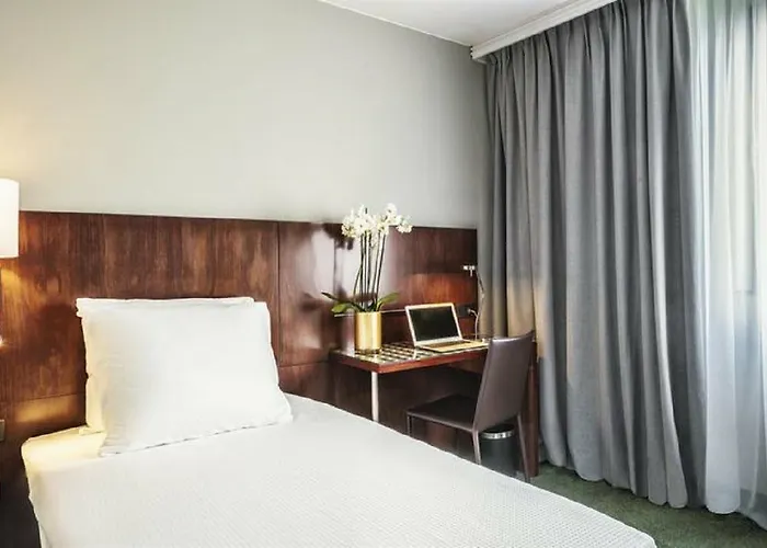 Hotel Nh Eu Berlaymont 4*