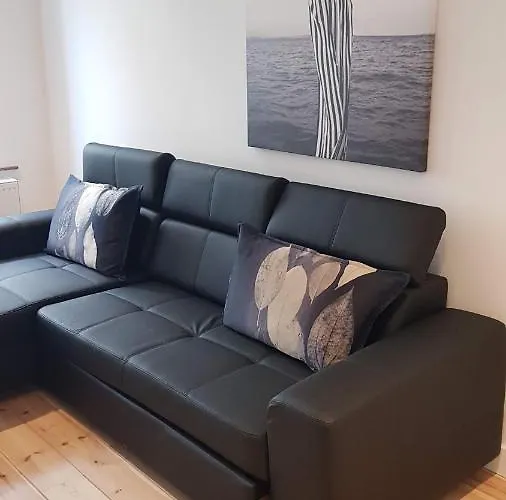 Modern First Floor Апартаменты Брюссель