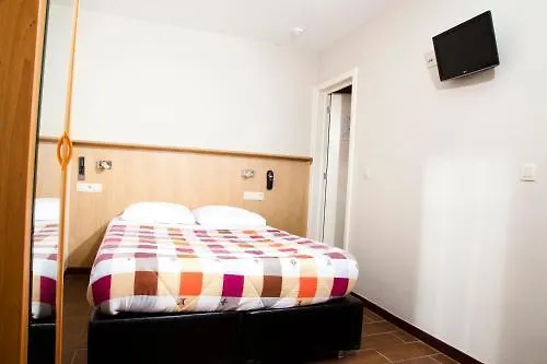 酒店 巴瑞酒店 2*